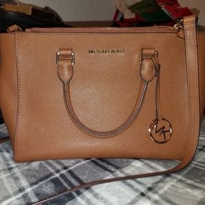 Michael Kors tan tote almost brand new